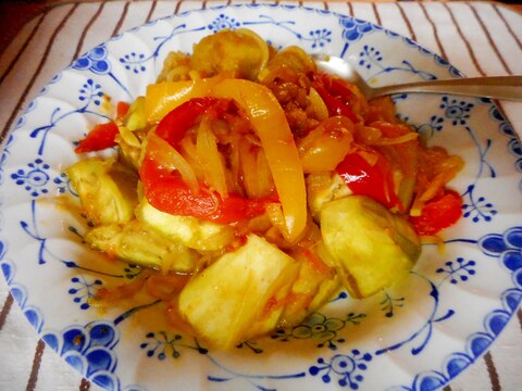 白ナスとパプリカのカレー蒸し煮